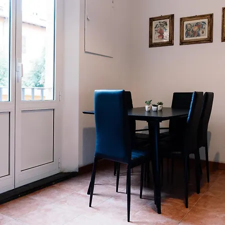 Indipendenza Mansion Centre 公寓