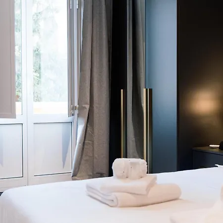 Indipendenza Mansion Centre Apartment